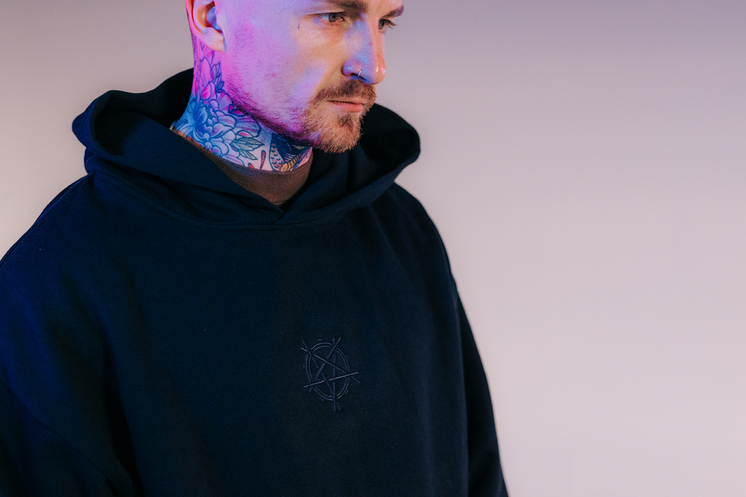 SLAM EMBROIDERED HOODIE BLACK