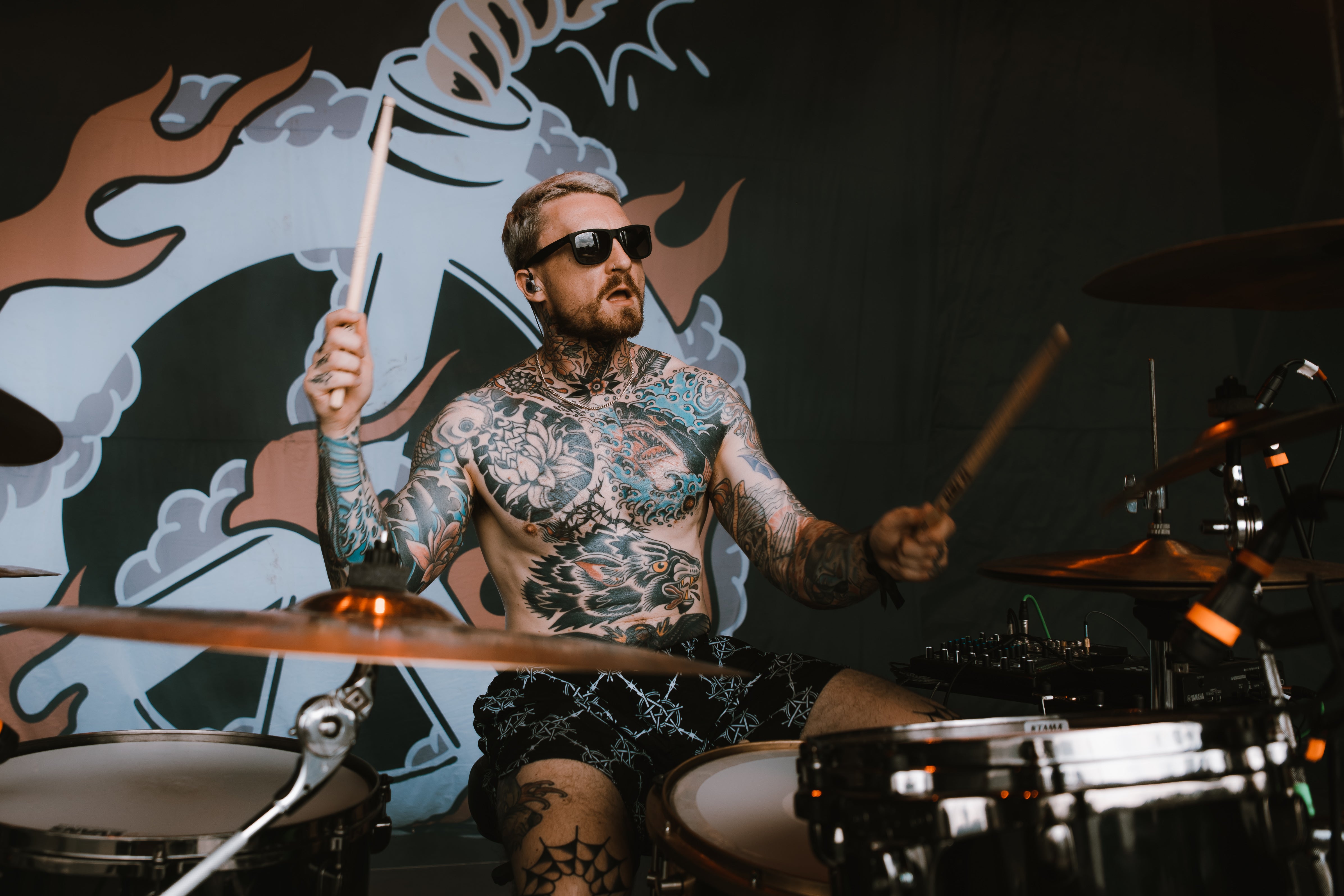 BARBWIRE PERFORMANCE STAGE SHORTS – The Downbeat | Official UK Store